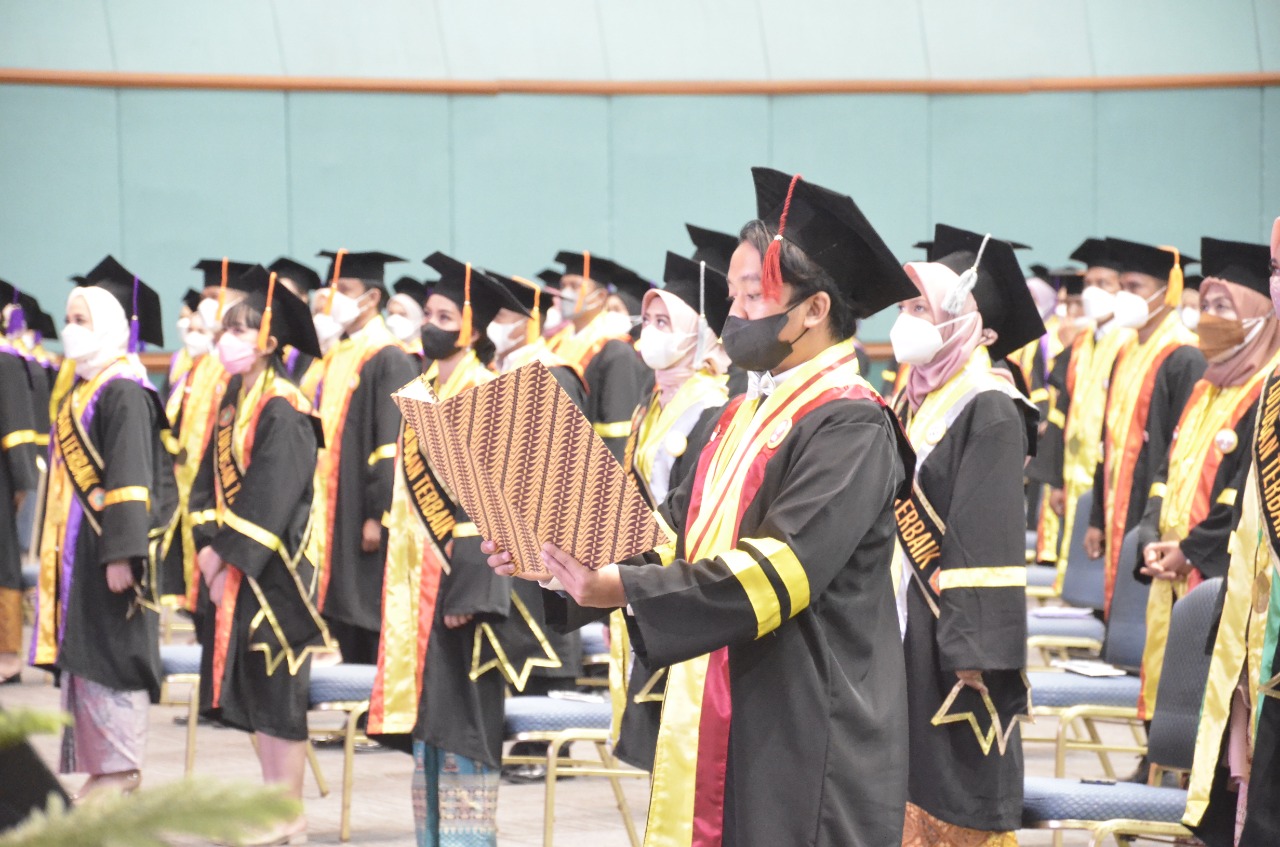 LLDikti III Hadir Pada Acara Wisuda UPDM (B): Selamat Atas Penghargaan ASIC 2021